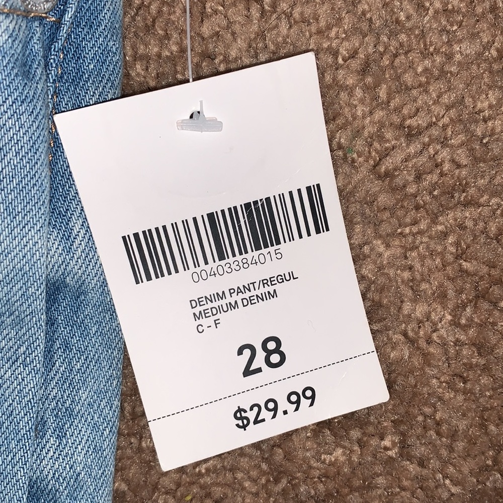 HOST PICK!! Forever 21 Jeans - Picture 3 of 5